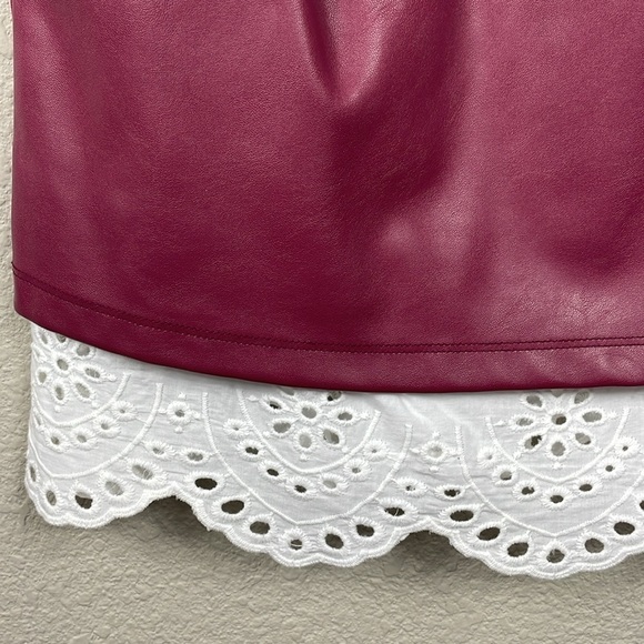 Disney G Giuliana Alice Through The Looking Glass Faux Leather Eyelet Lace Top - Picture 2 of 7